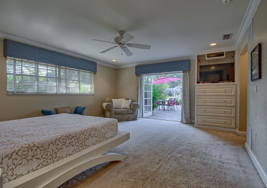 Photo of Bedroom in Historic District
