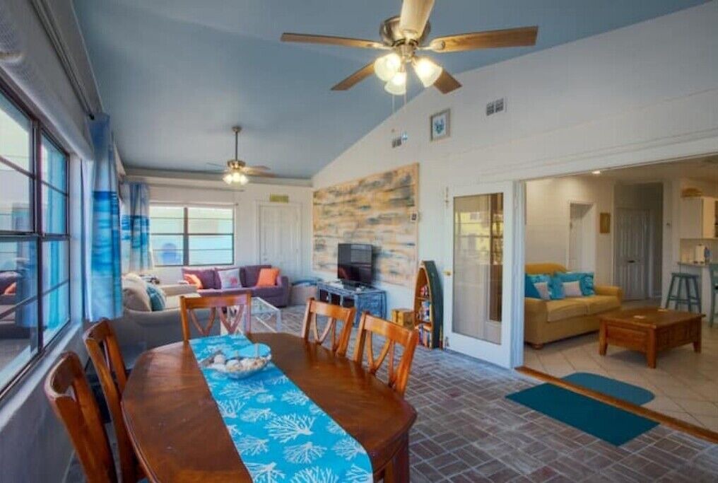 Photo of Livingroom in Ormond-by-the-Sea
