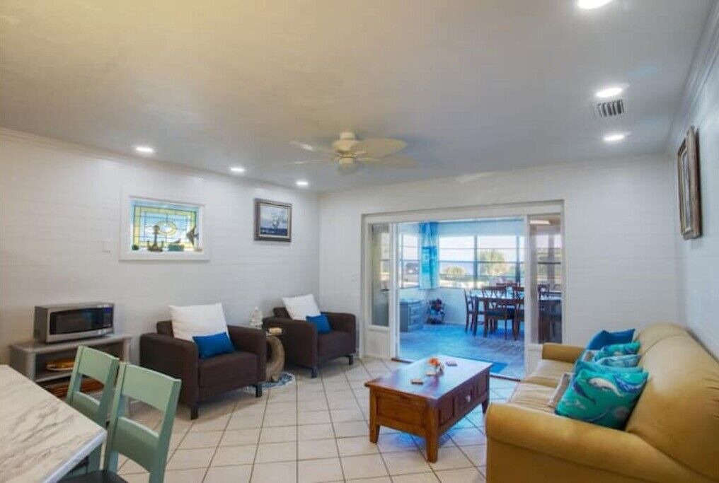 Photo of Livingroom in Ormond-by-the-Sea