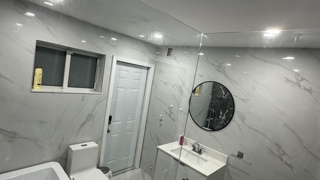 Photo of Bathroom in Miami Gardens