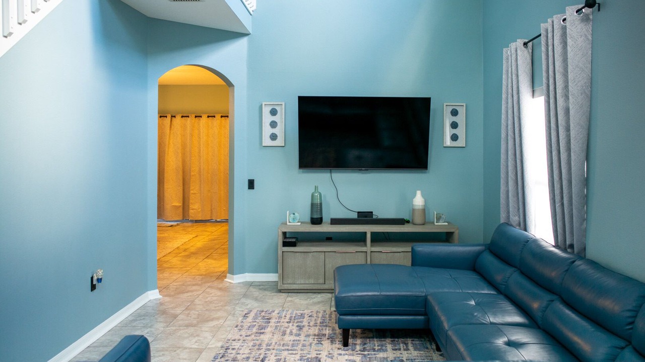 Photo of Livingroom in Legacy Park