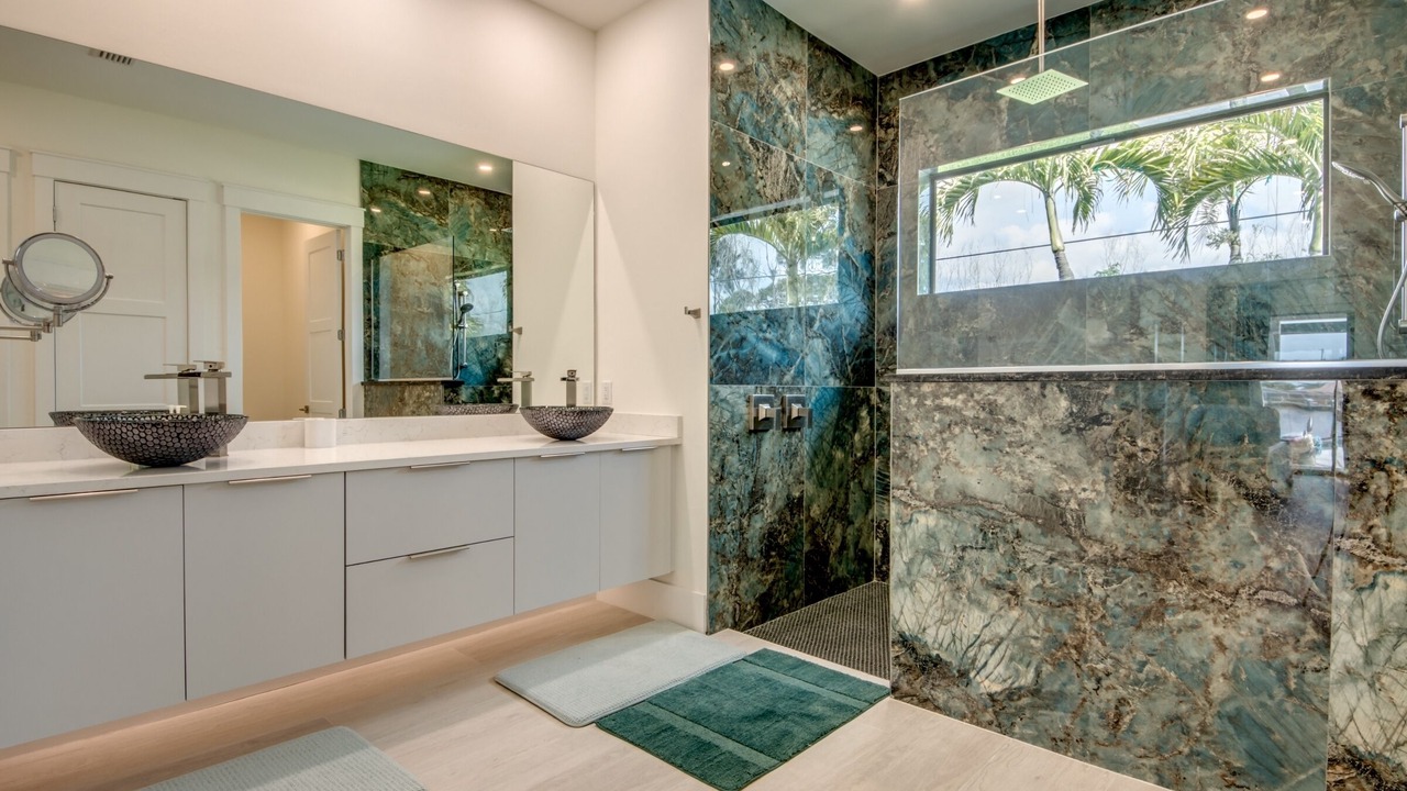 Photo of Bathroom in Cape Coral