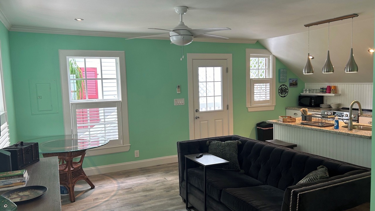 Photo of Livingroom in White St. Gallery