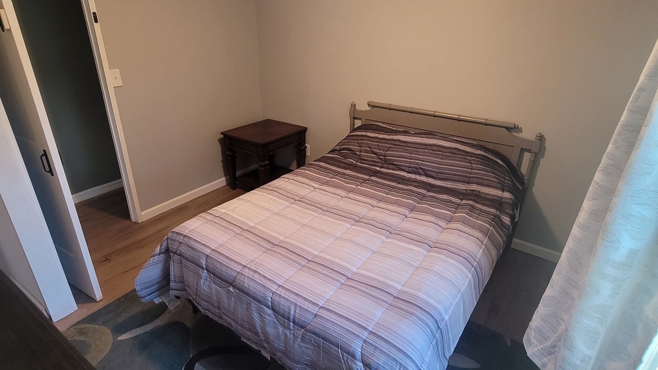 Photo of Bedroom in Crescent City