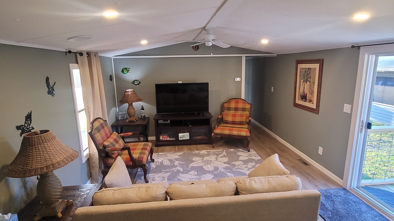 Photo of Livingroom in Crescent City