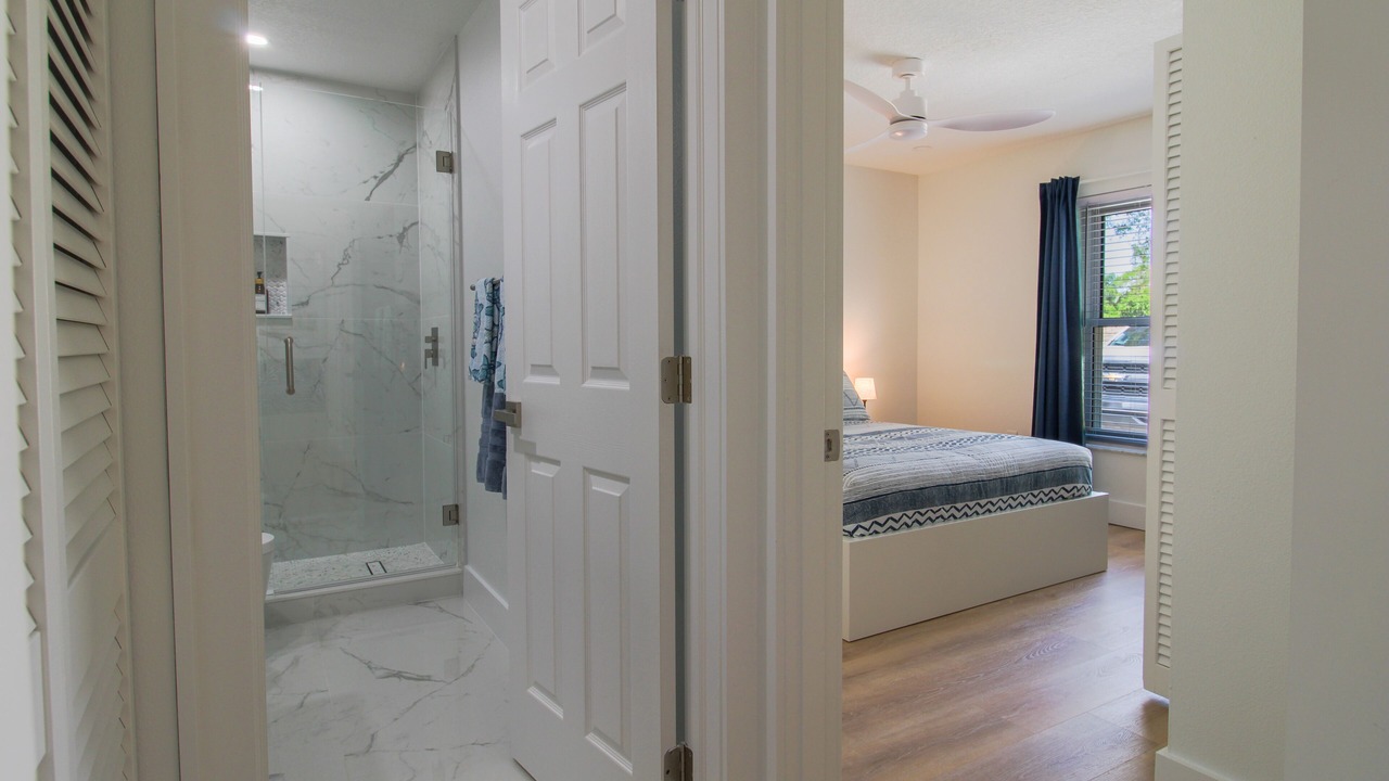 Photo of Bathroom in South Gate Ridge