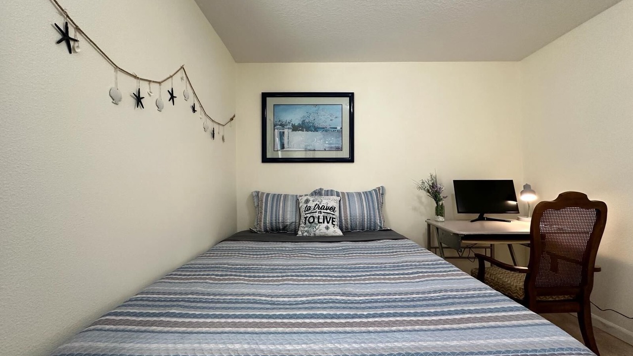 Photo of Bedroom in Brooksville