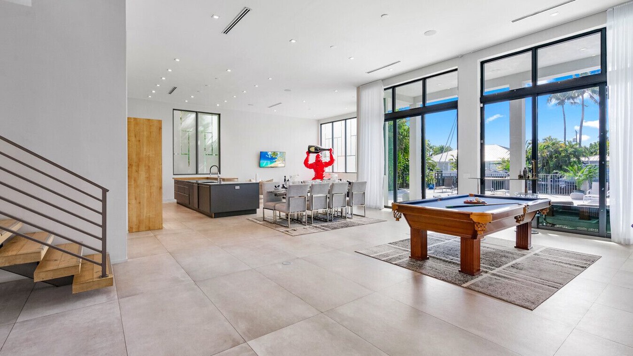 Photo of Bedroom in Coral Ridge
