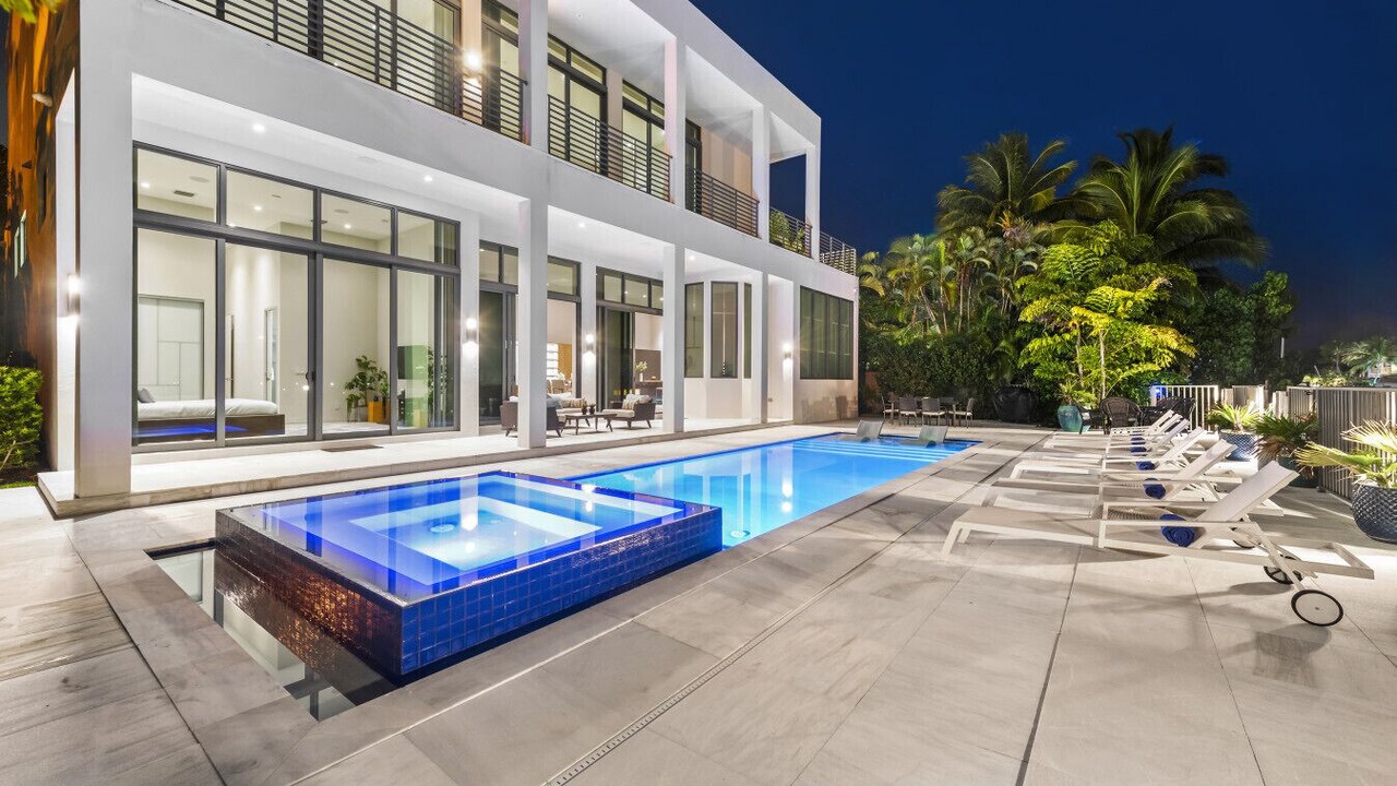 Photo of Outdoor in Coral Ridge