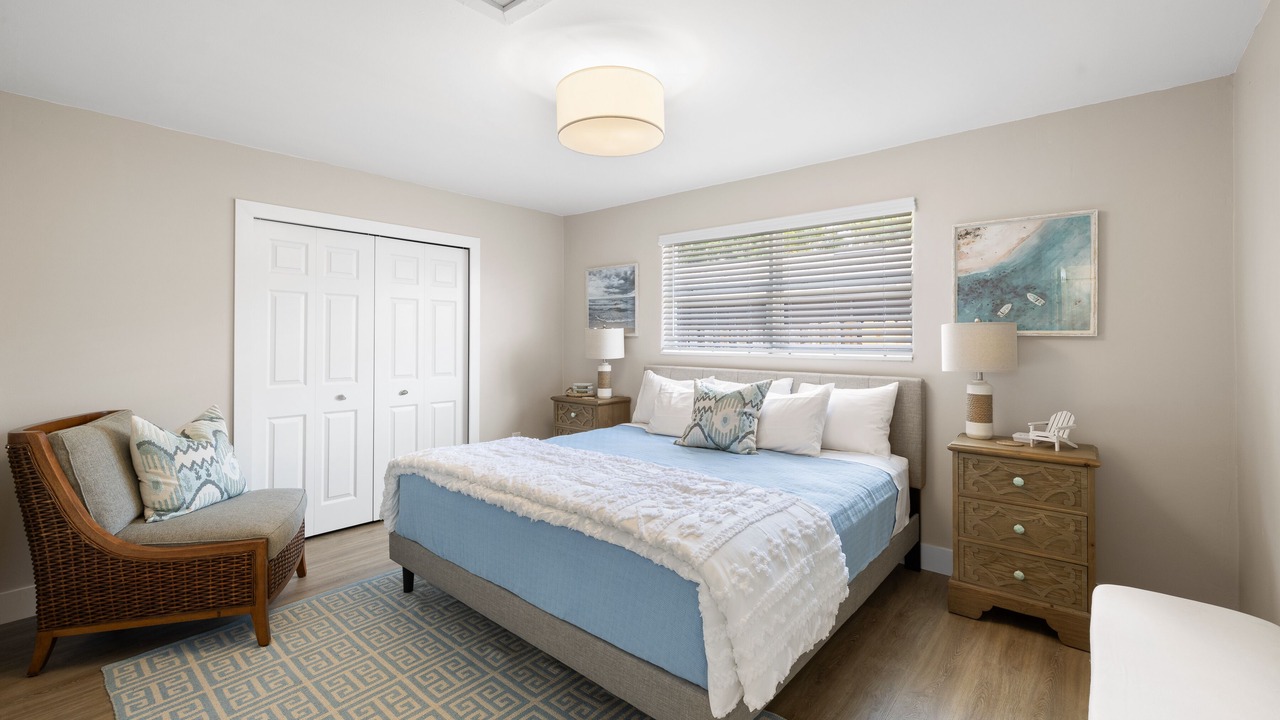 Photo of Bedroom in Naples Park