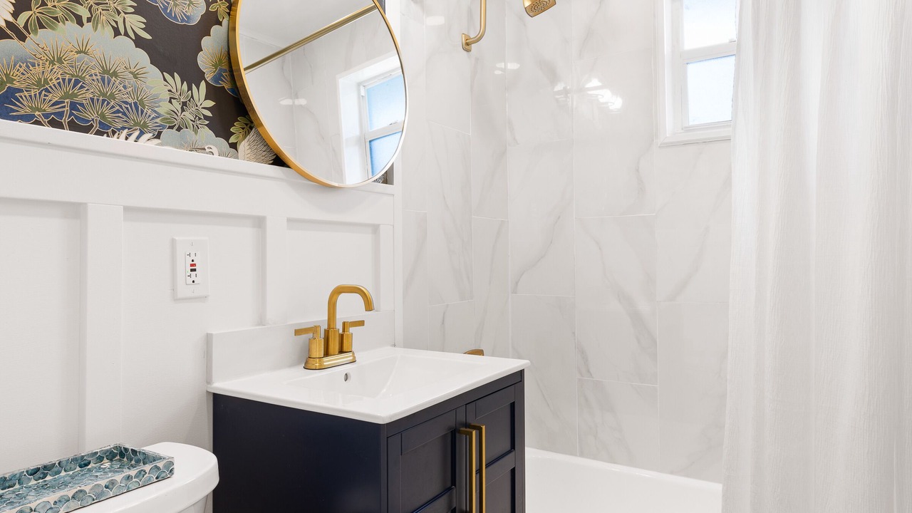 Photo of Bathroom in Naples Park