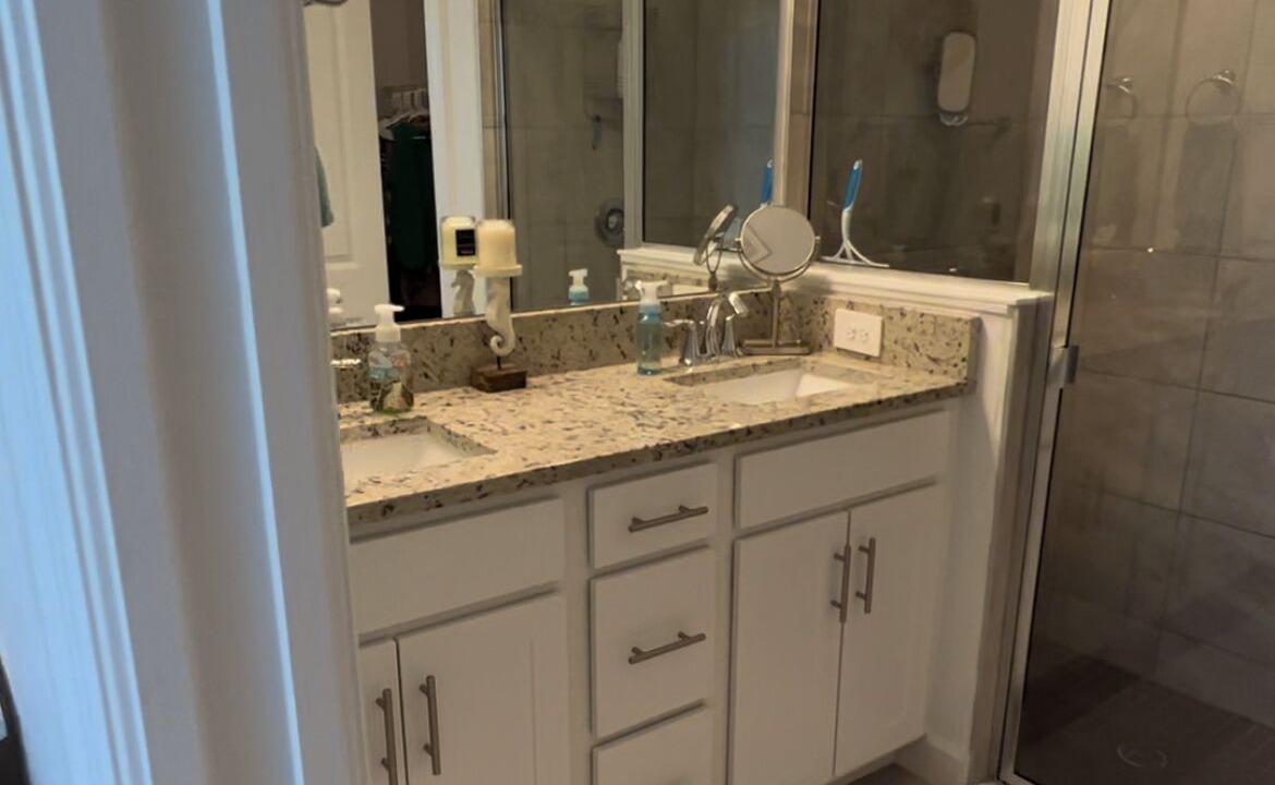 Photo of Bathroom in Lakewood Ranch