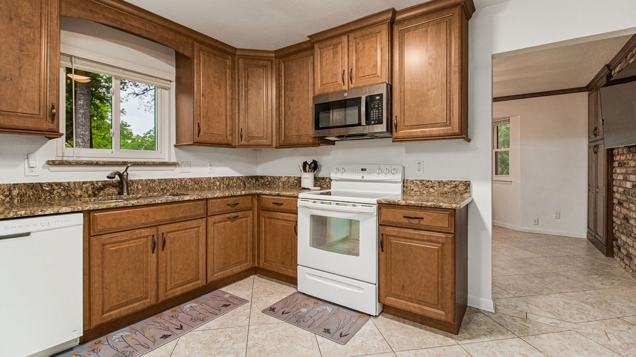 Photo of Kitchen in North Northwest Pensacola
