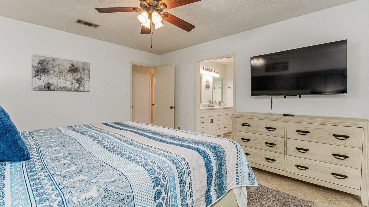 Photo of Bathroom in North Northwest Pensacola