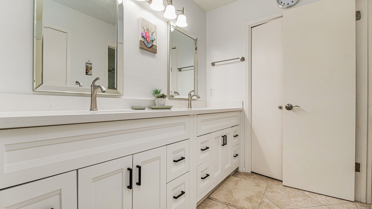 Photo of Bathroom in North Northwest Pensacola