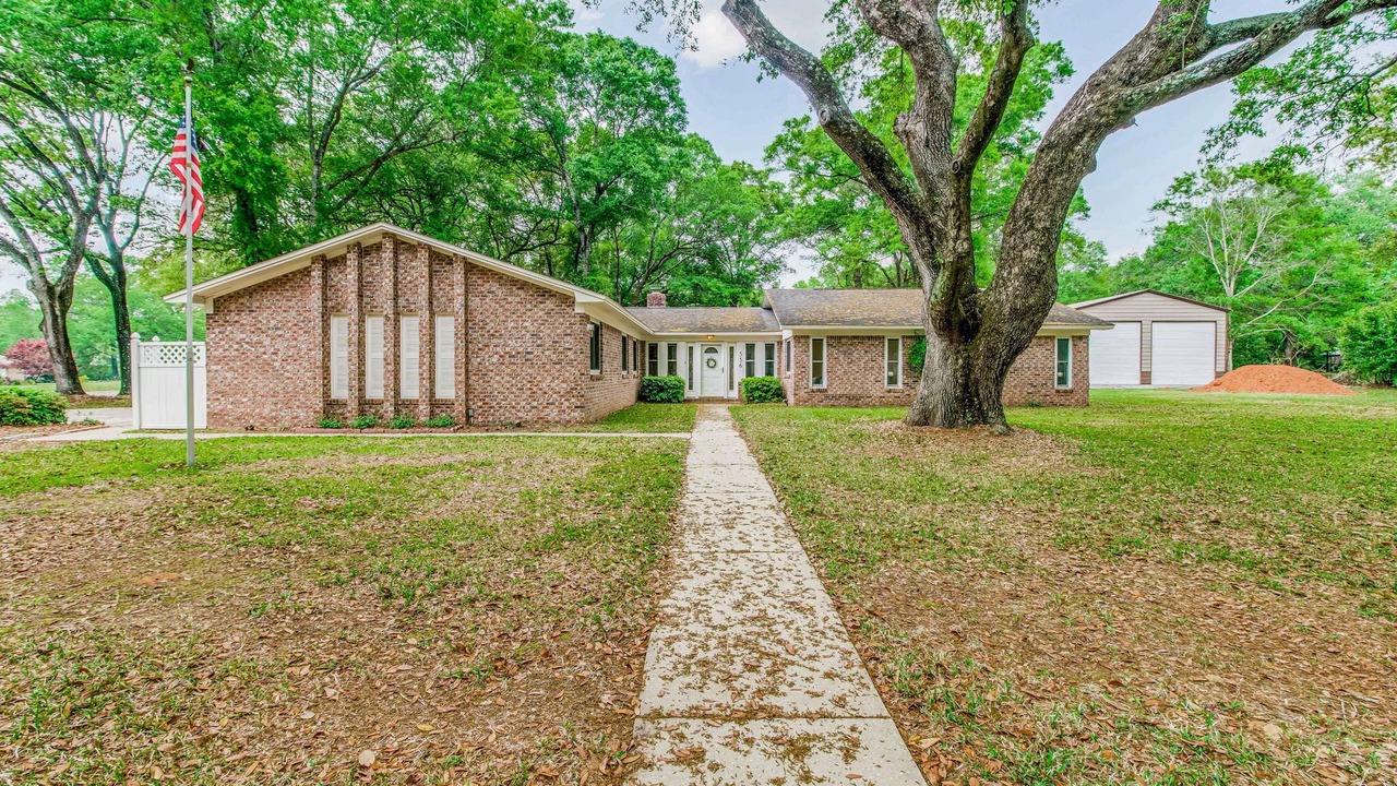 Photo of Outdoor in North Northwest Pensacola