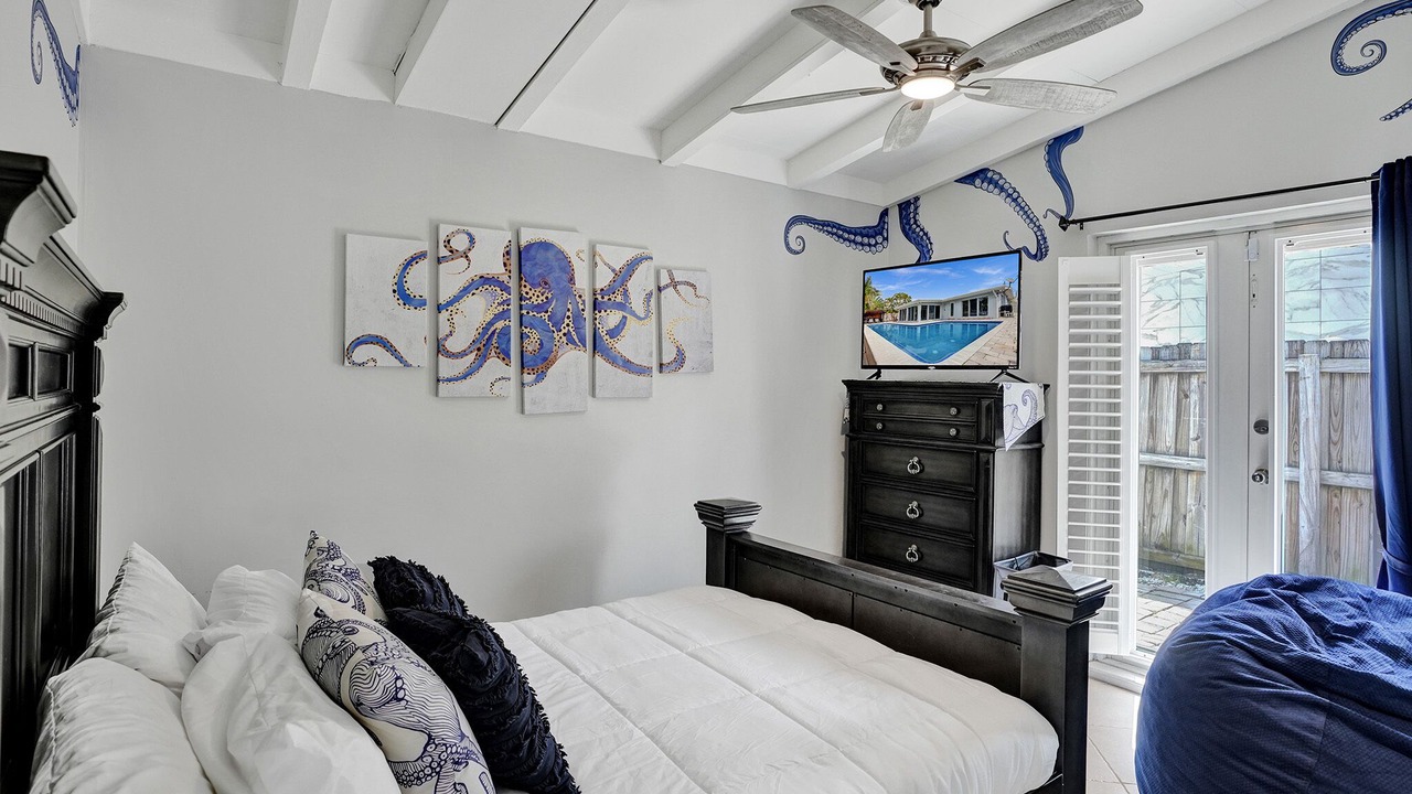 Photo of Bedroom in Riverland Village