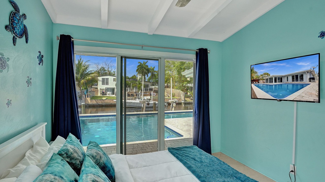 Photo of Bedroom in Riverland Village