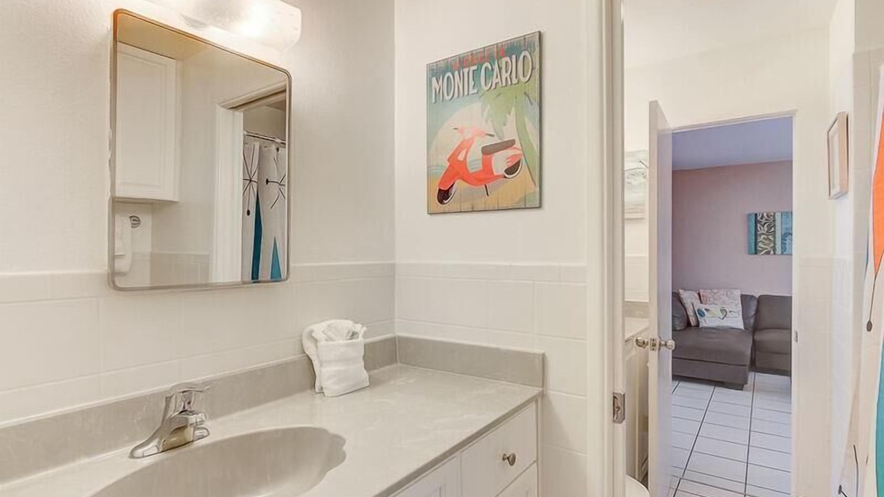 Photo of Bathroom in Aloha Kai