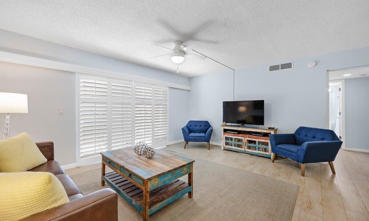 Photo of Livingroom in Avon By The Sea
