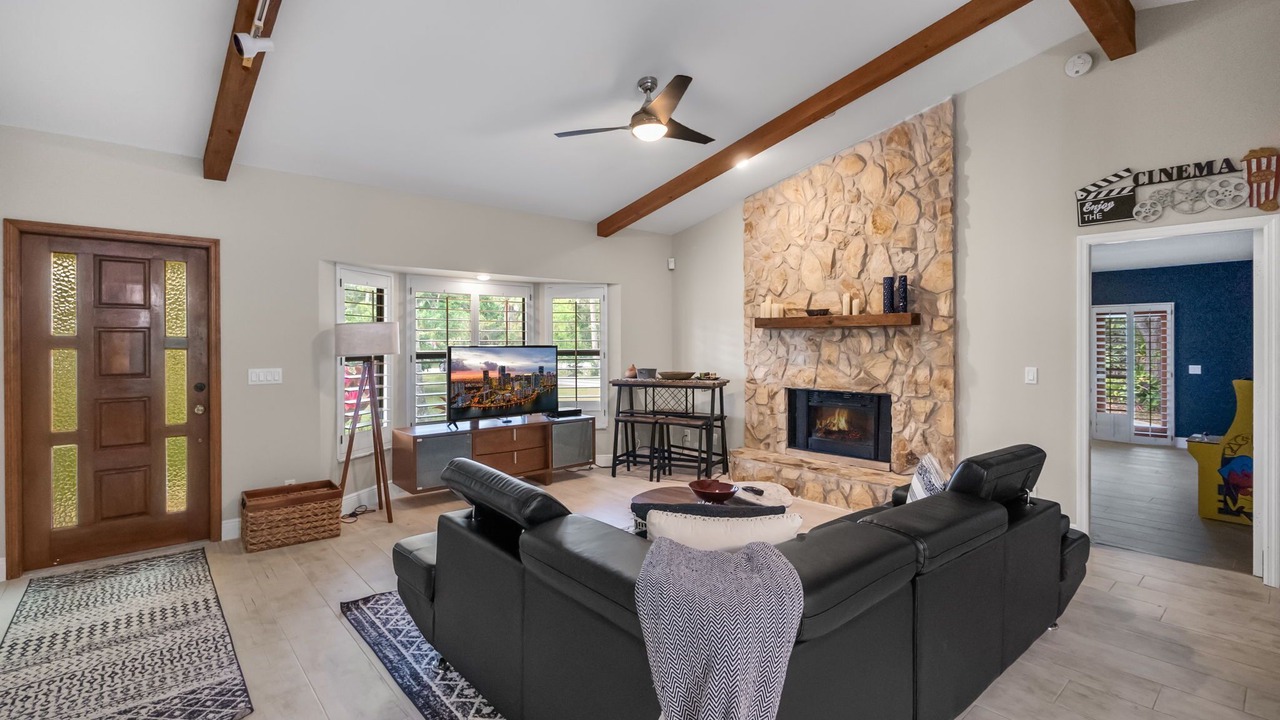 Photo of Livingroom in Jupiter Farms