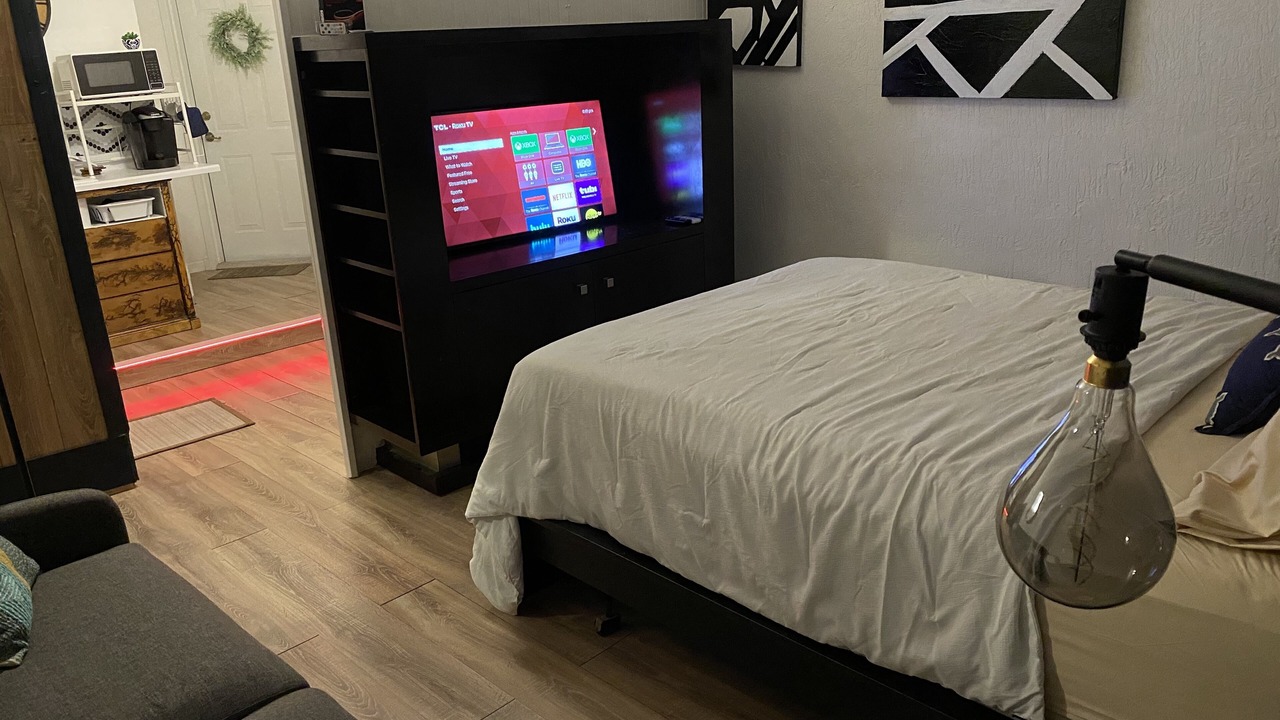 Photo of Bedroom in Riviera Beach