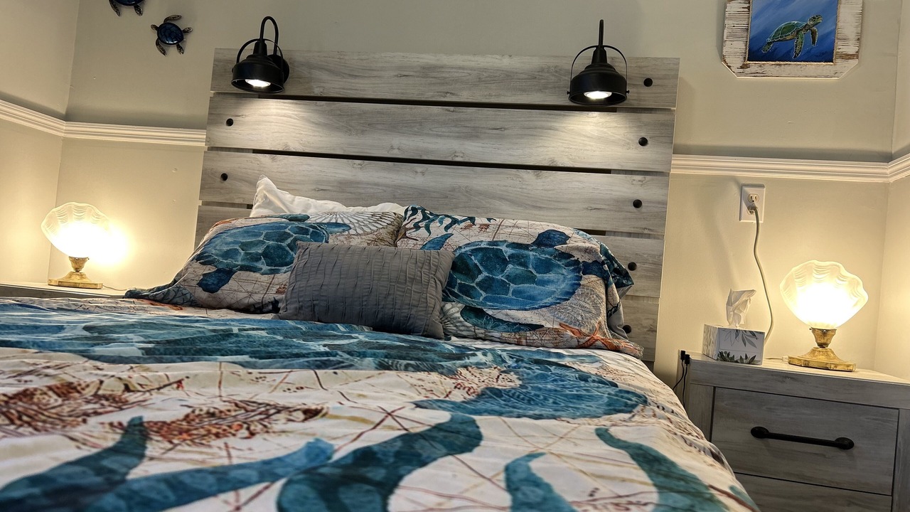 Photo of Bedroom in Suwannee