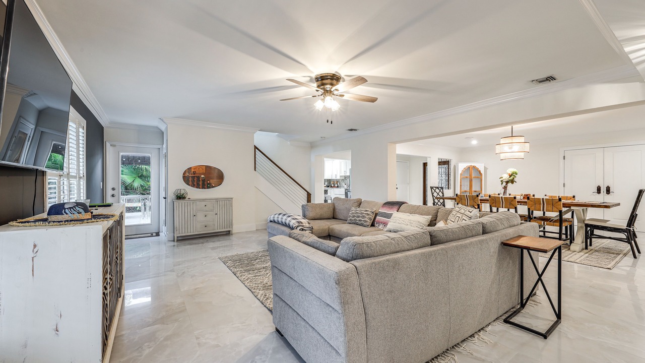 Photo of Livingroom in Lighthouse Point