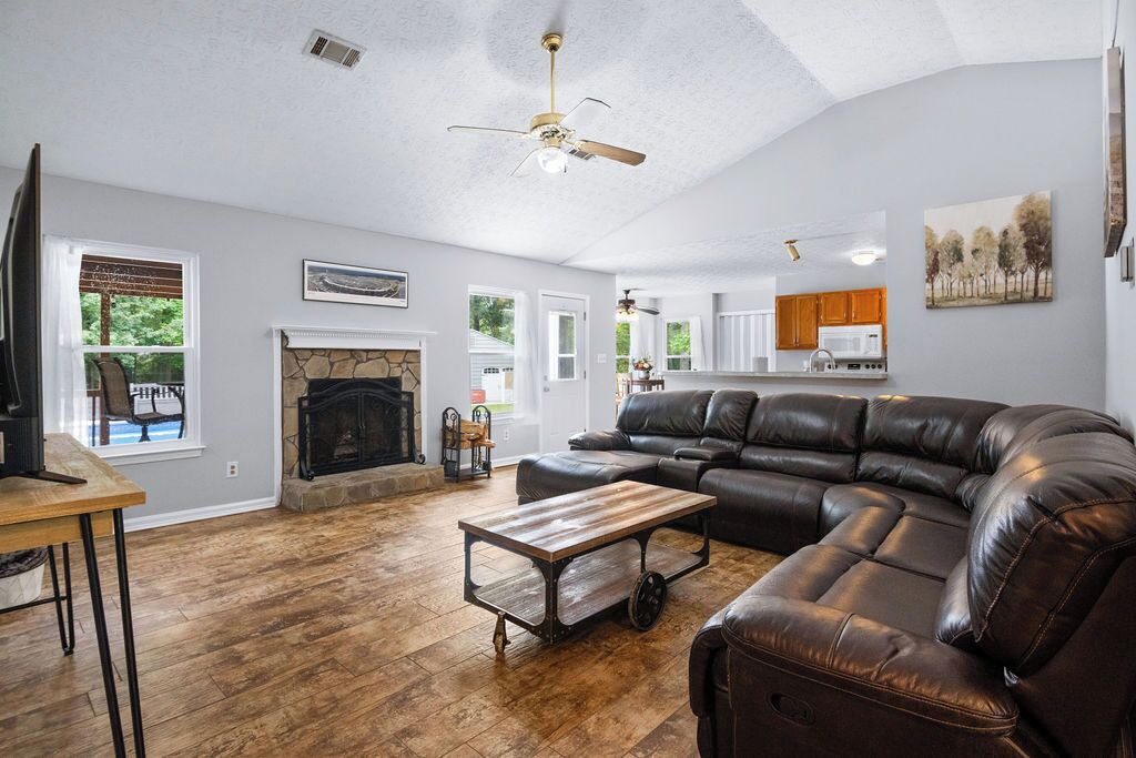 Photo of Livingroom in Hampton