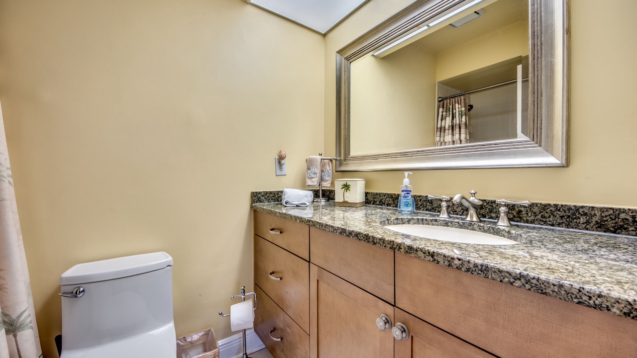 Photo of Bathroom in Bokeelia