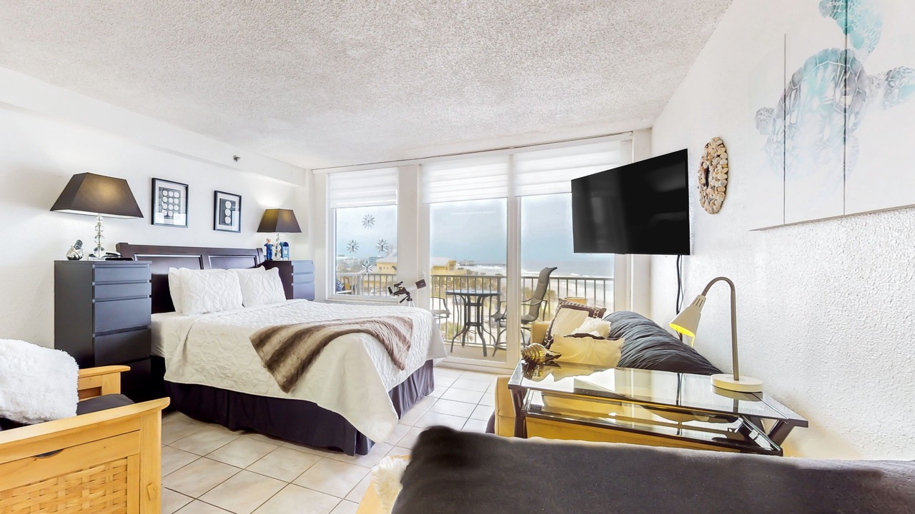 Photo of Bedroom in Lenox Park