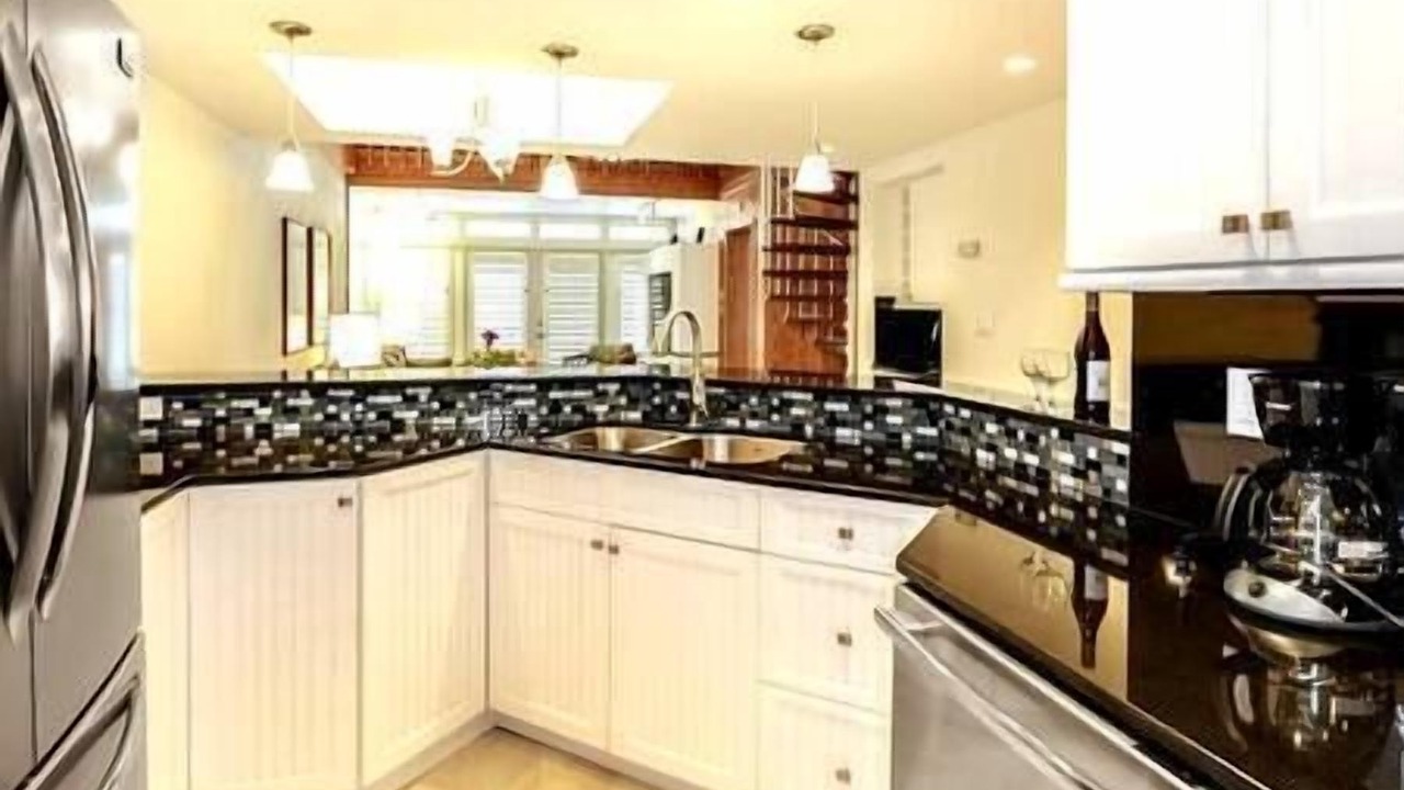 Photo of Kitchen in Historic Seaport