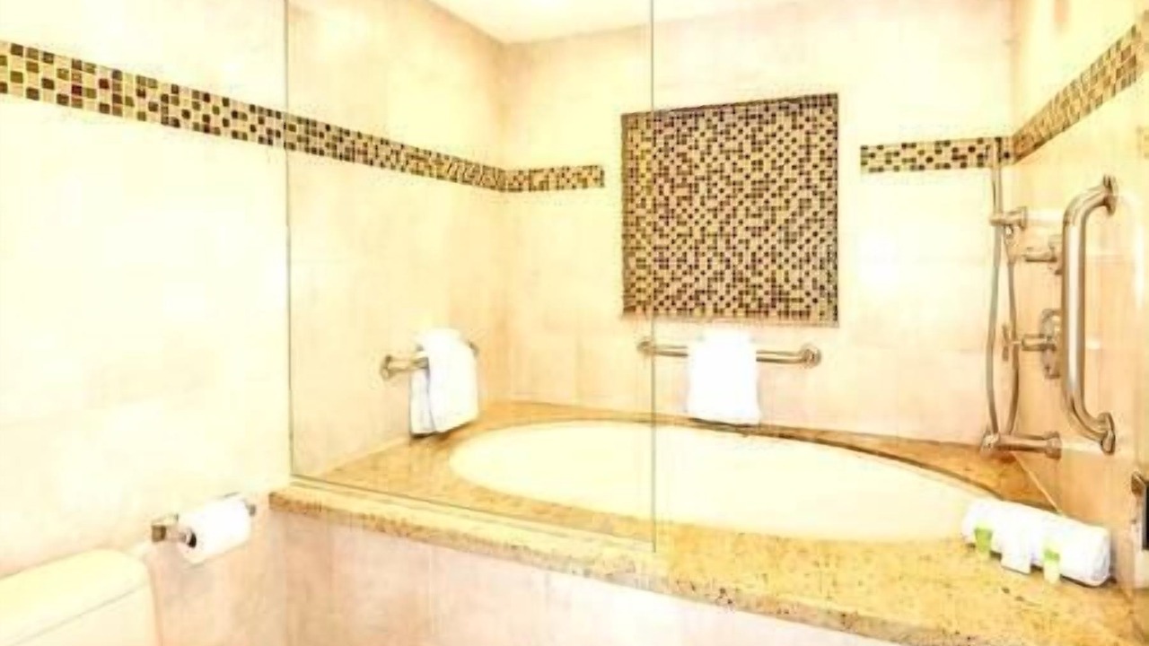Photo of Bathroom in Historic Seaport
