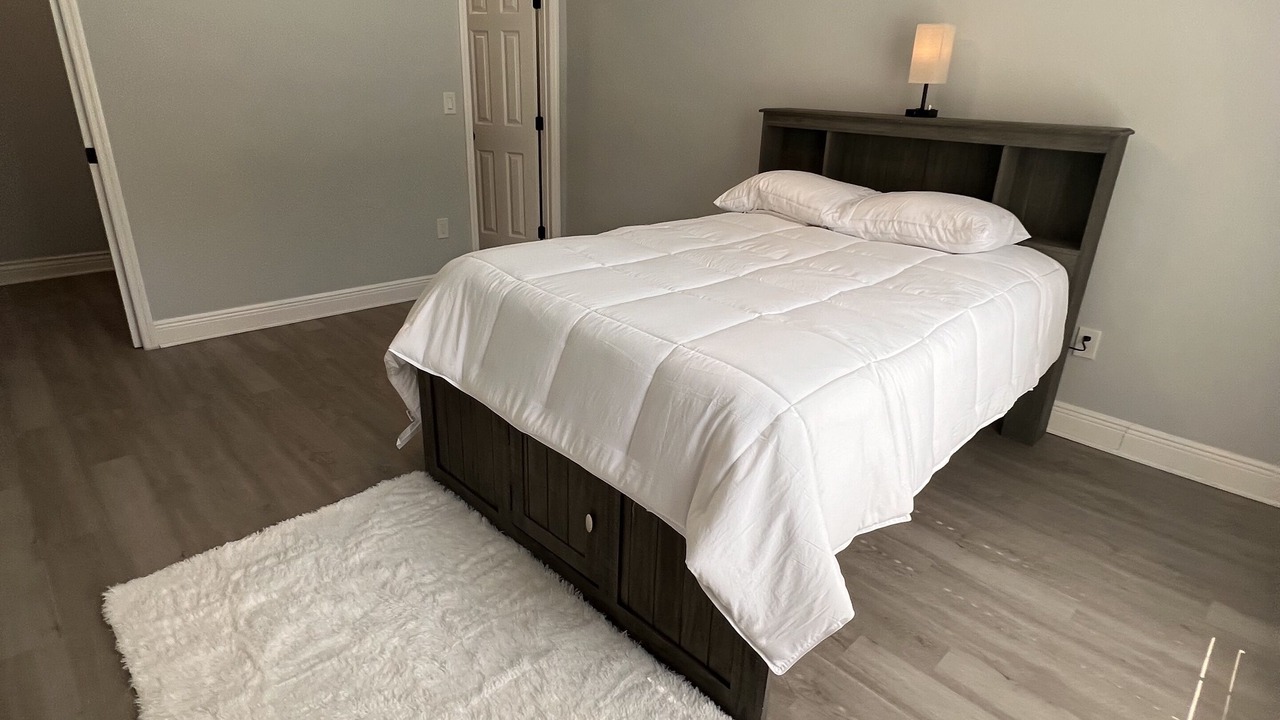 Photo of Bedroom in Lake City