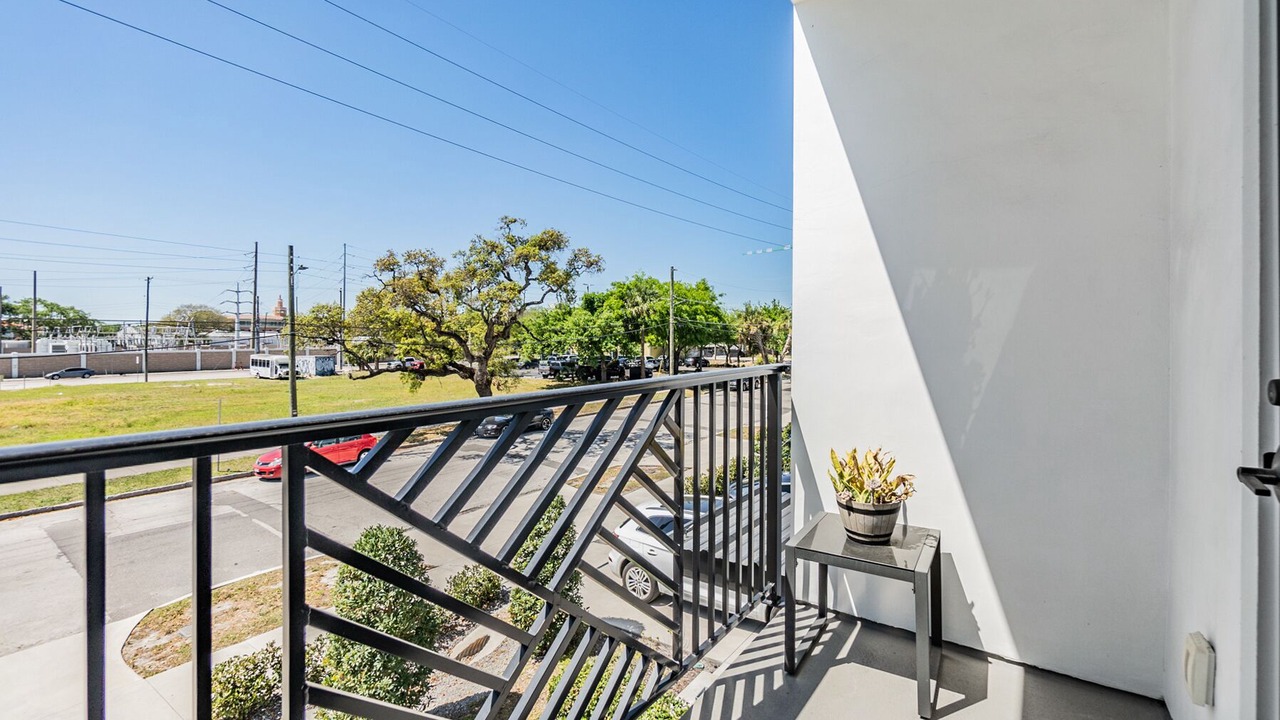 Photo of Patio Balcony in Tampa Heights