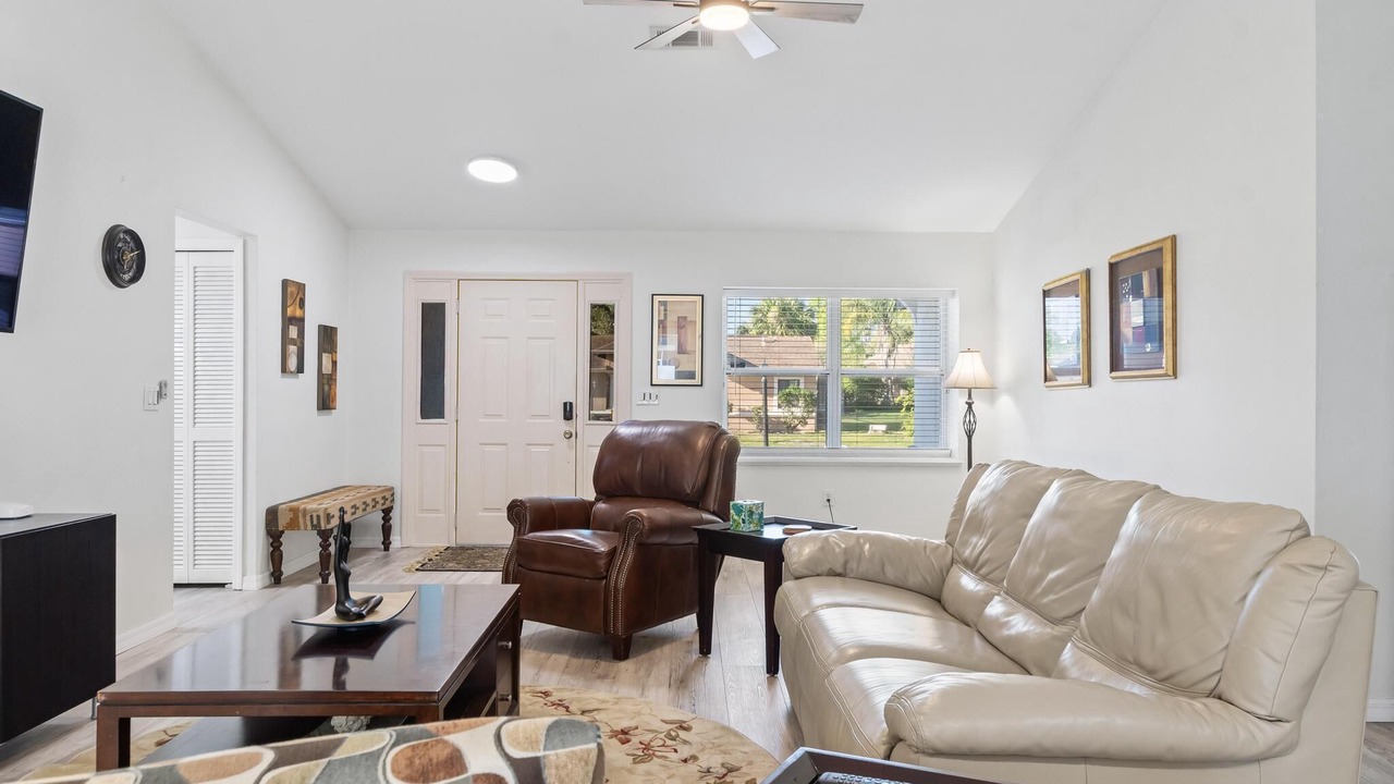 Photo of Livingroom in Indian Trails