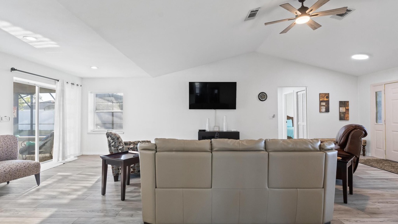 Photo of Livingroom in Indian Trails