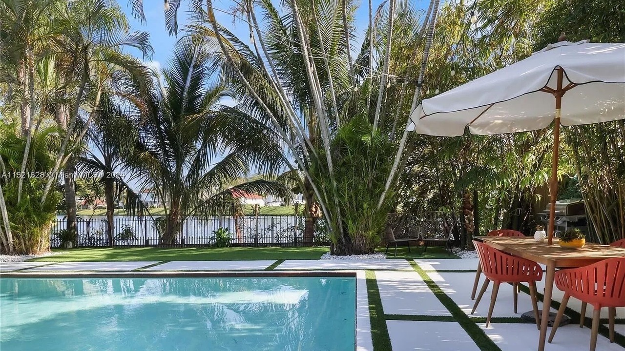 Photo of Outdoor in Deerfield Beach
