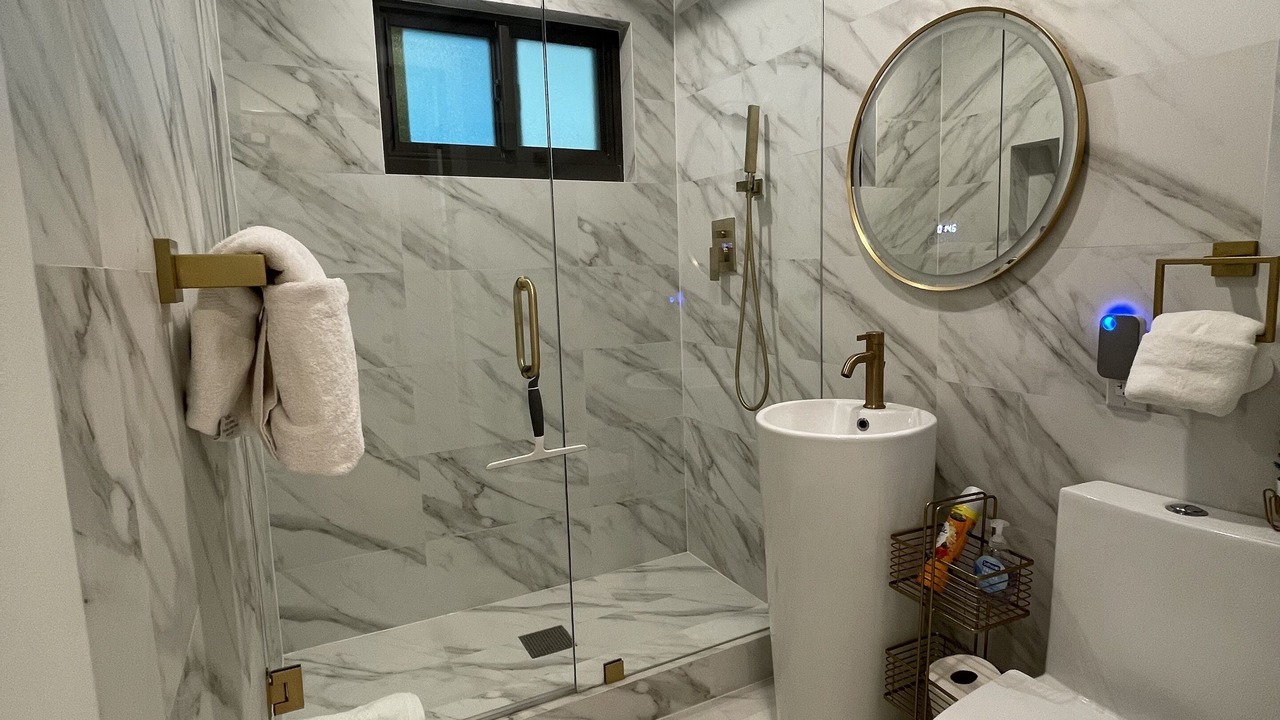 Photo of Bathroom in Melaleuca Gardens