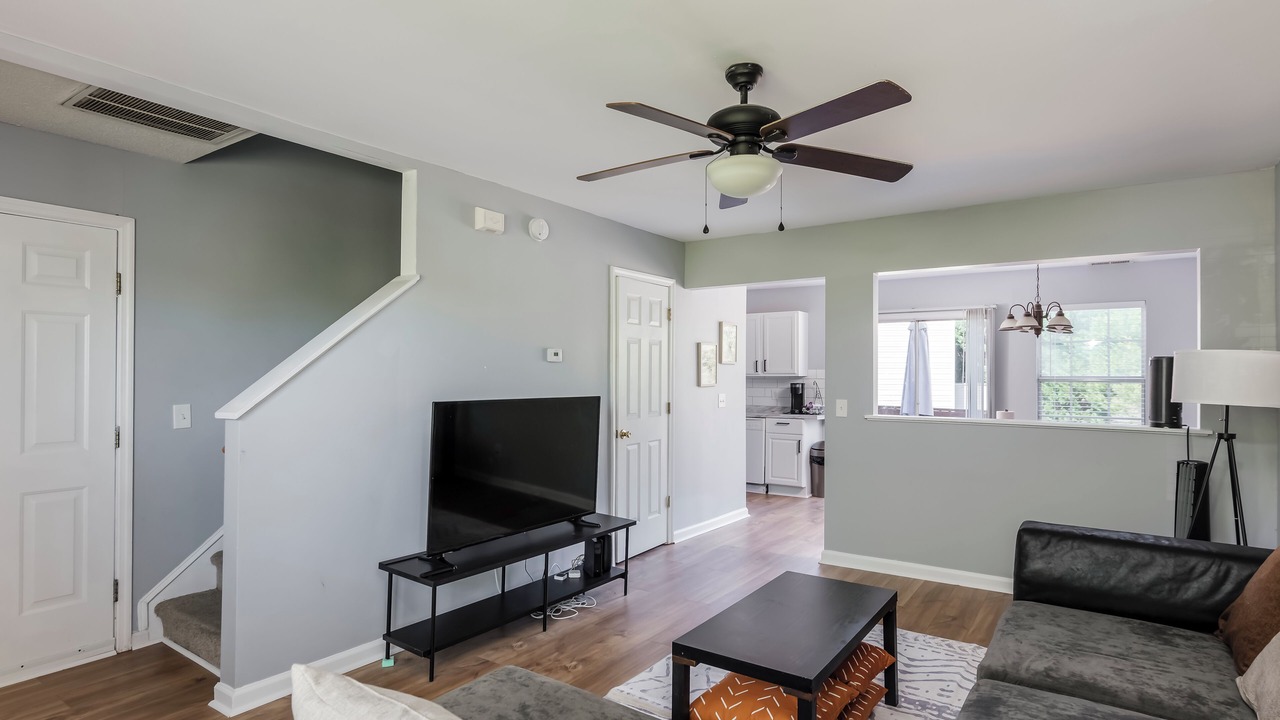 Photo of Livingroom in Huntcliff