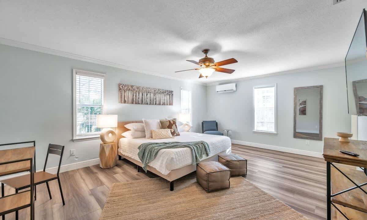 Photo of Bedroom in On Top of The World