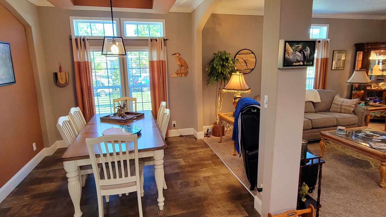 Photo of Livingroom in Edgewater