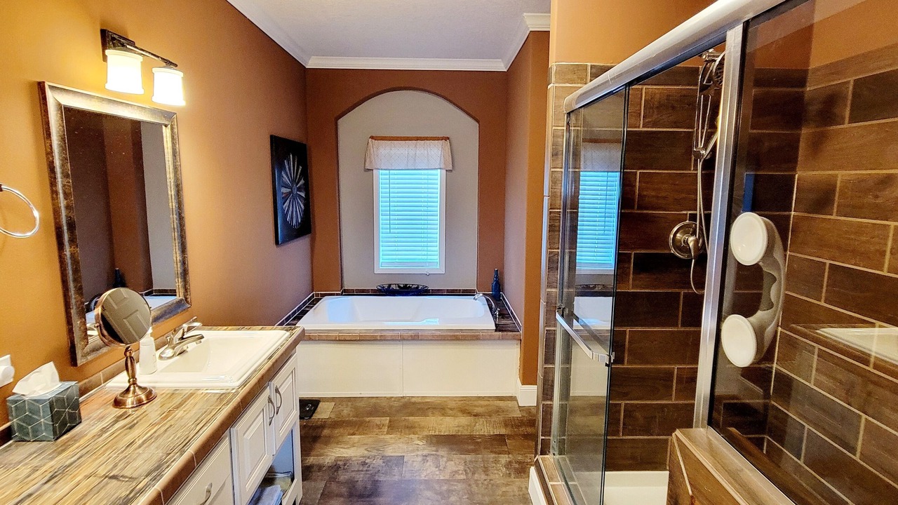 Photo of Bathroom in Edgewater