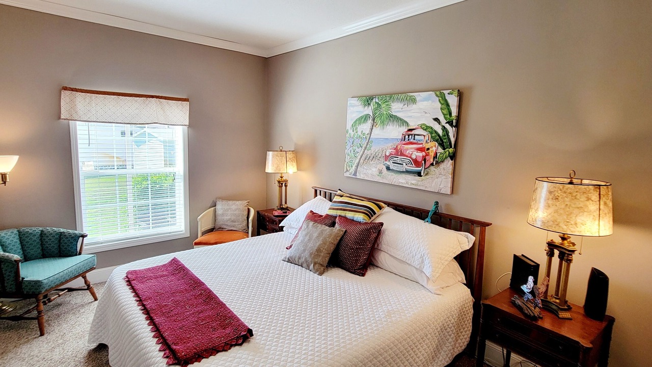 Photo of Bedroom in Edgewater
