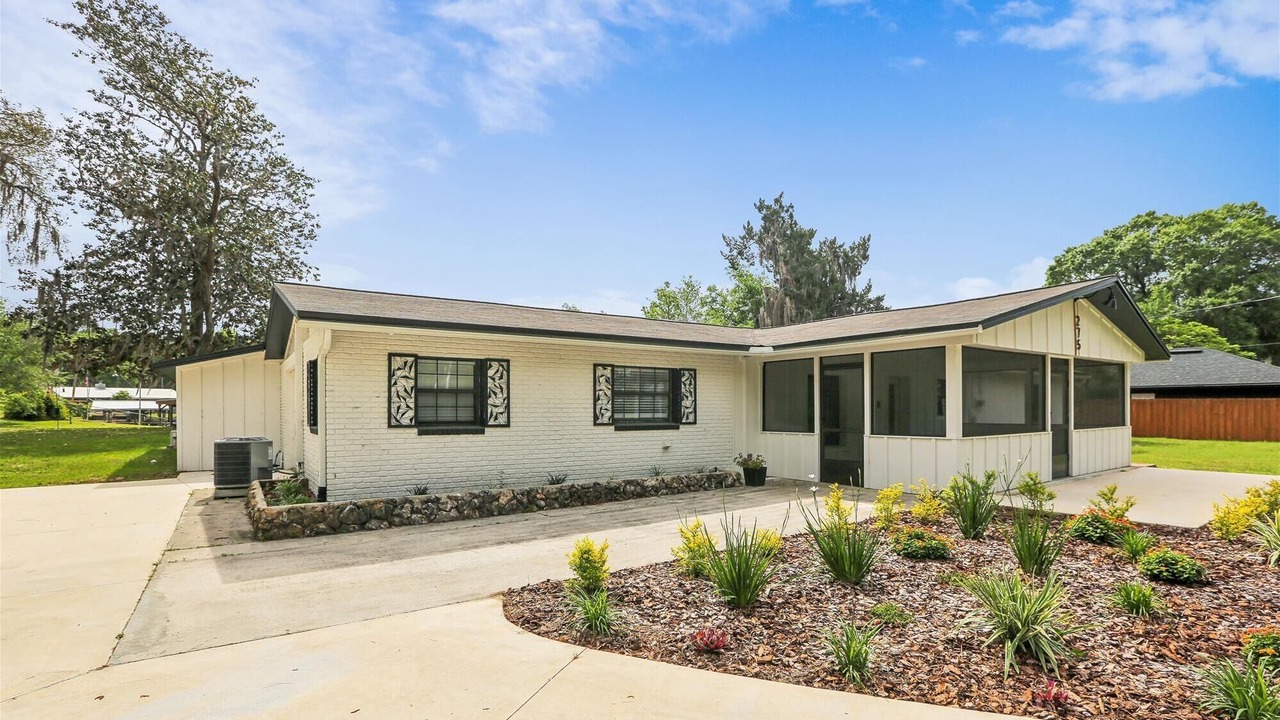 Photo of Outdoor in Melrose