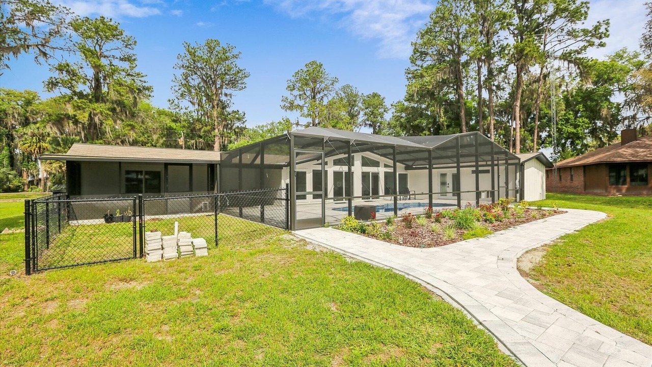 Photo of Outdoor in Melrose
