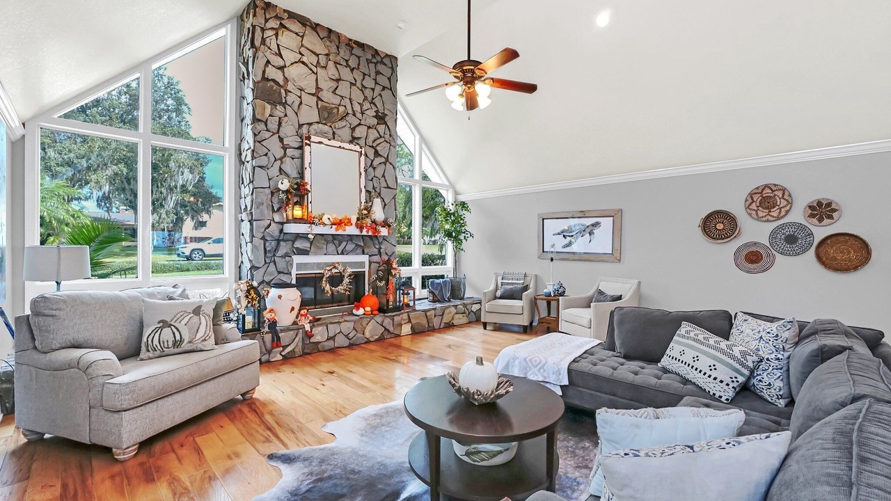 Photo of Livingroom in Auburndale