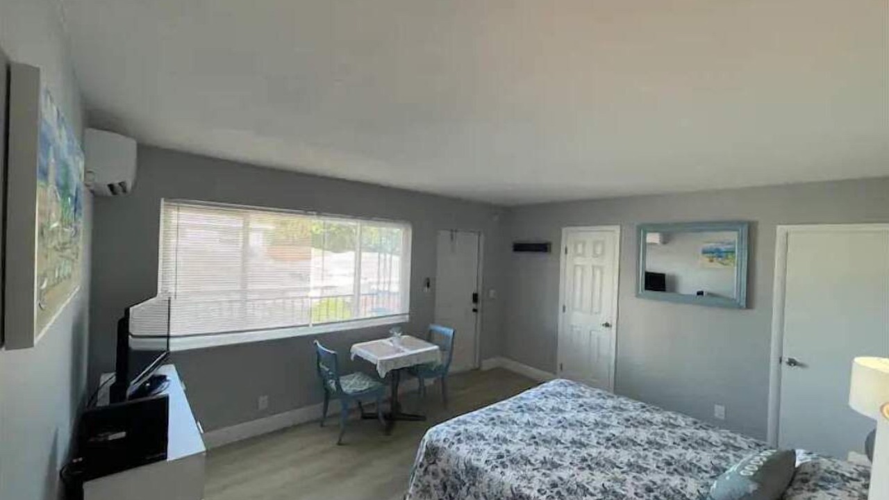 Photo of Bedroom in Palm Beach Shores