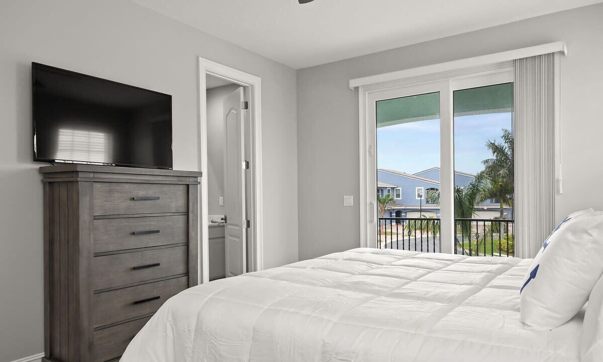 Photo of Bedroom in Indian Harbour Beach