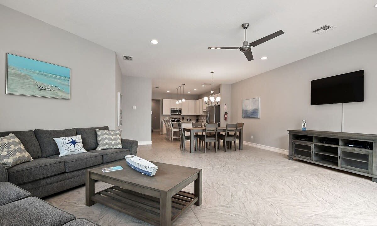 Photo of Livingroom in Indian Harbour Beach